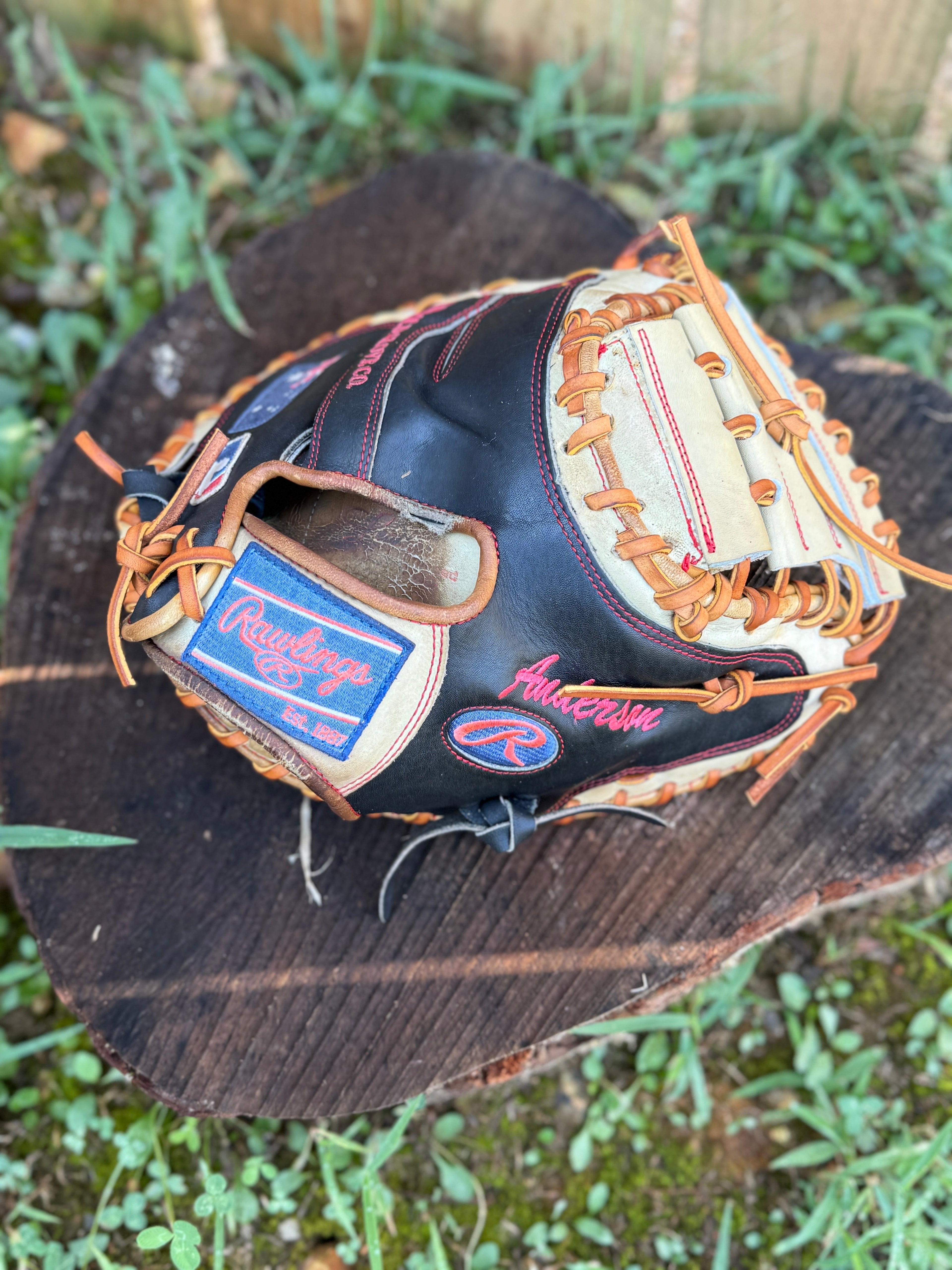 First Base Or Catchers Mitt Relace